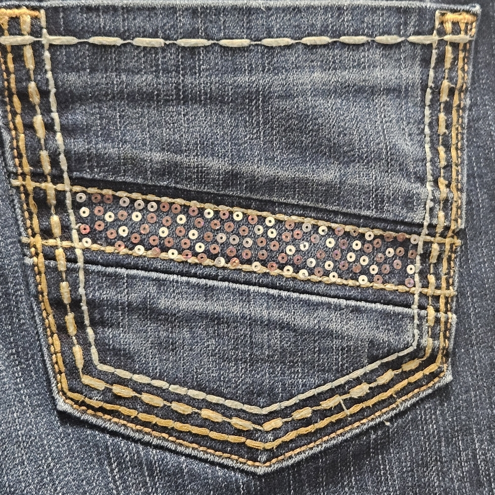 BKE PAYTON DENIM SEQUIN EMBROIDERED SHORTS WOMEN'S SIZE 32 - Picture 6 of 9